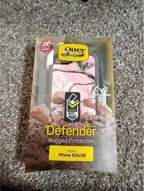 OtterBox for iPhone 5 / 5s/SE  Case Defender Series Cover Real Tree Pink w CLIP